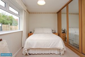 Bedroom- click for photo gallery